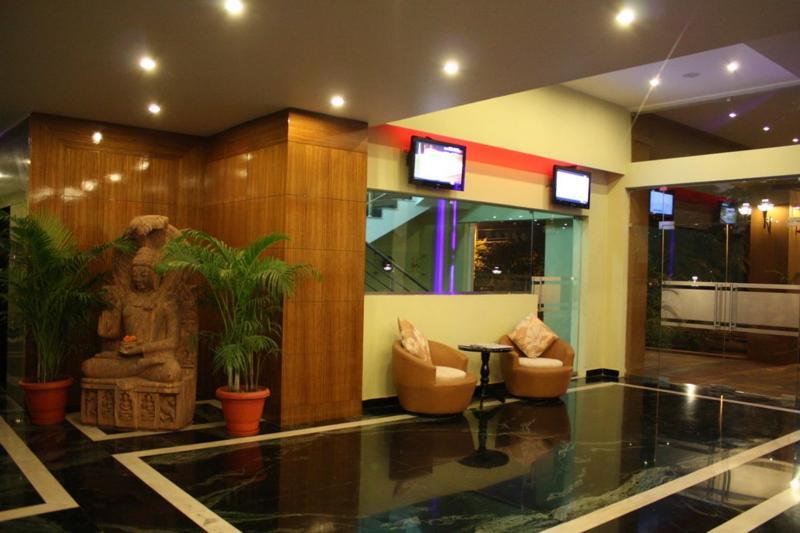 בובנשוואר La Franklin Hotel מראה חיצוני תמונה