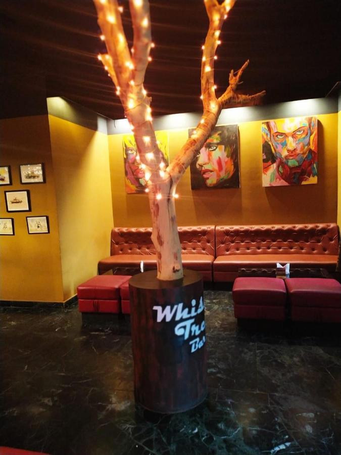 בובנשוואר La Franklin Hotel מראה חיצוני תמונה